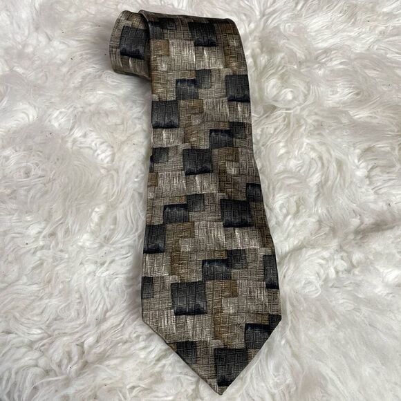 PIERRE CARDIN Mens All Silk Tie Abstract Taupe Black Tan Dressy Career Classy - Picture 2 of 7